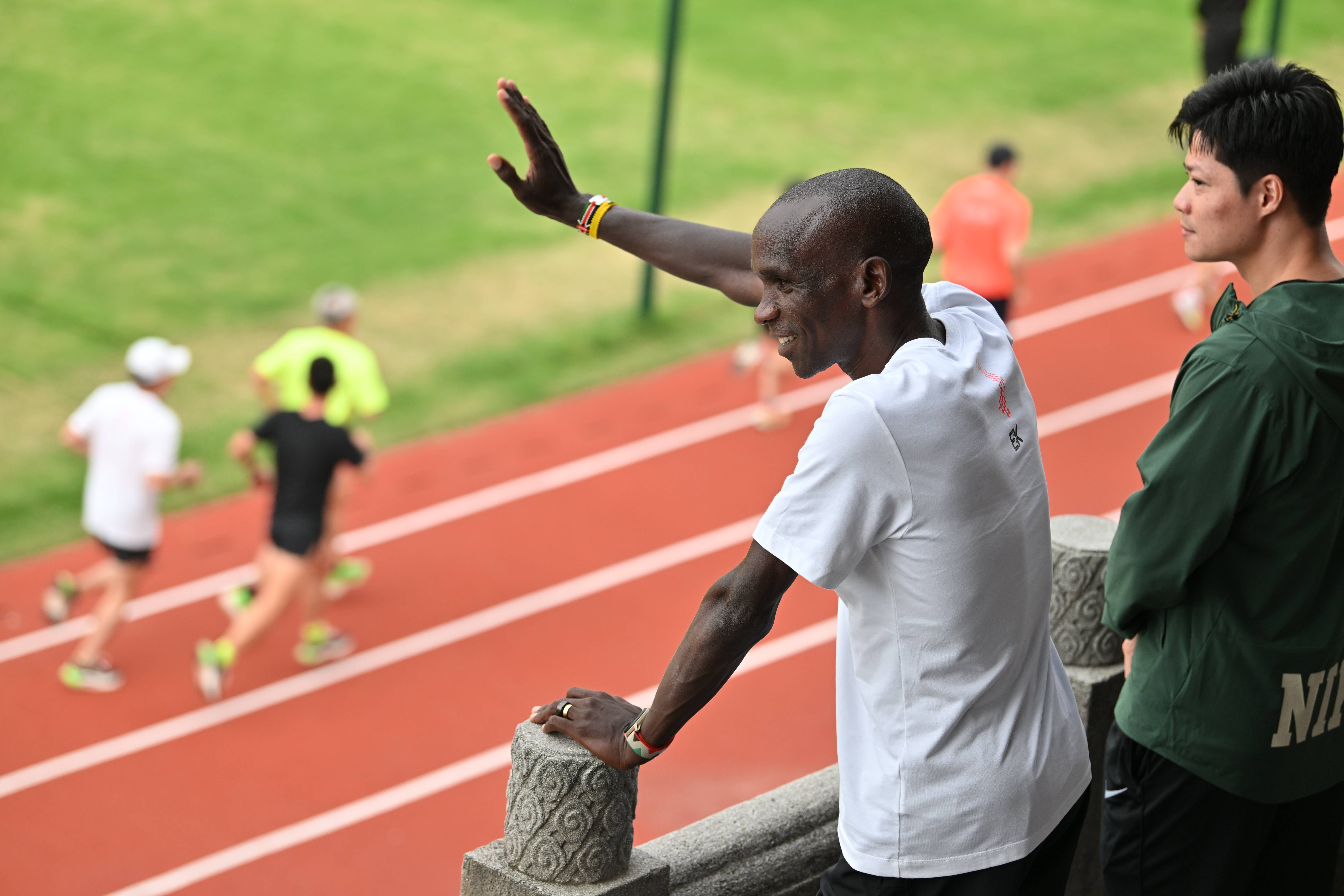 九游娱乐-恒大在比赛中受伤退赛，苏炳添主帅表示担忧(恒大战苏宁 是超级杯的延续, 还是亚冠淘汰赛的热身?)